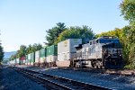 NS 4071 leads an eastbound intermodal 258 through Cove 